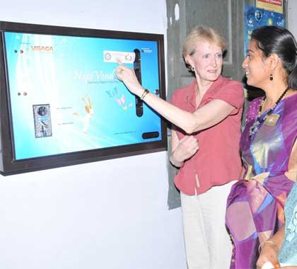 napkin-vending-machine-international-president-inauguration-rotary-clubs-of-karur-angles